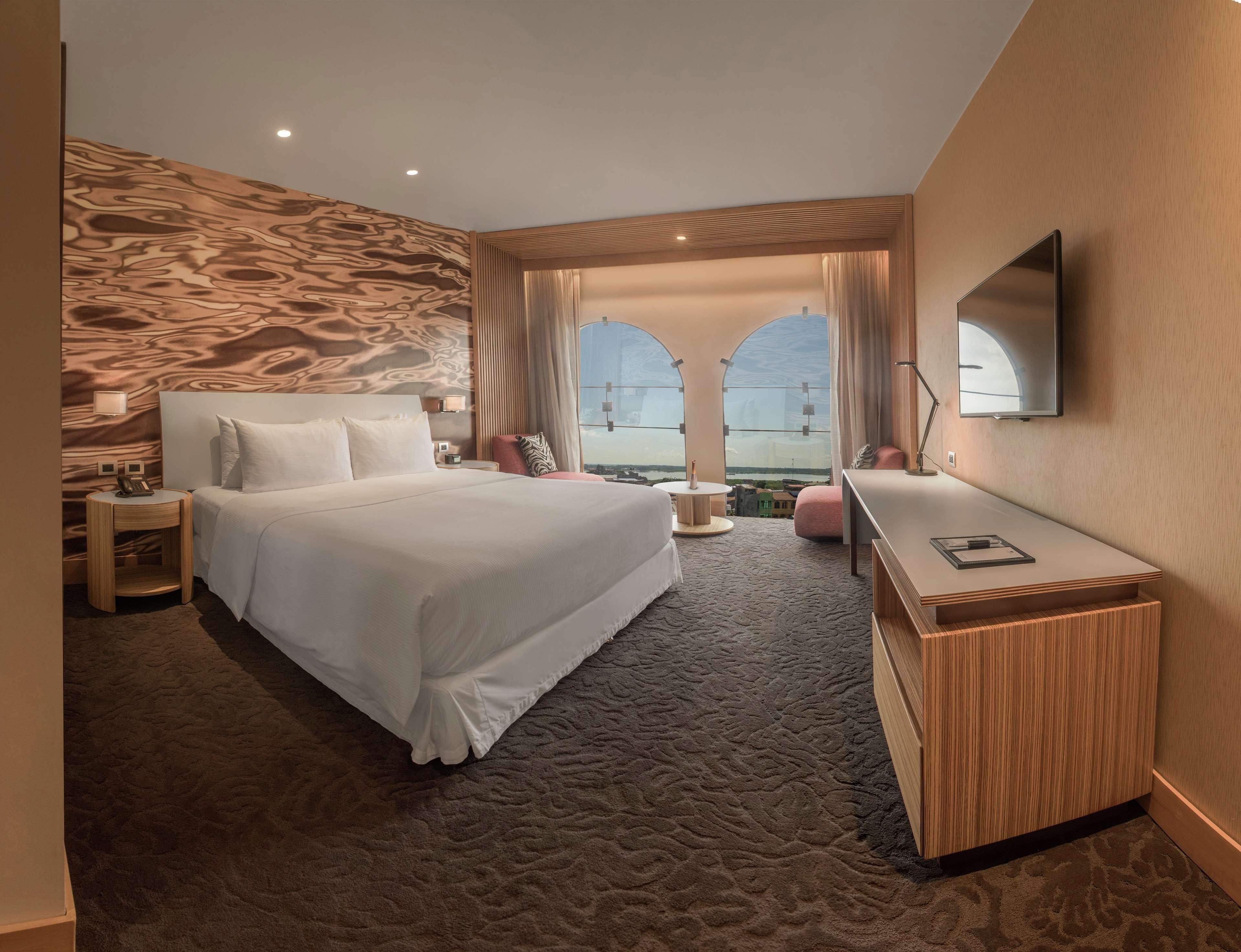 Doubletree By Hilton Iquitos Hotel Екстериор снимка