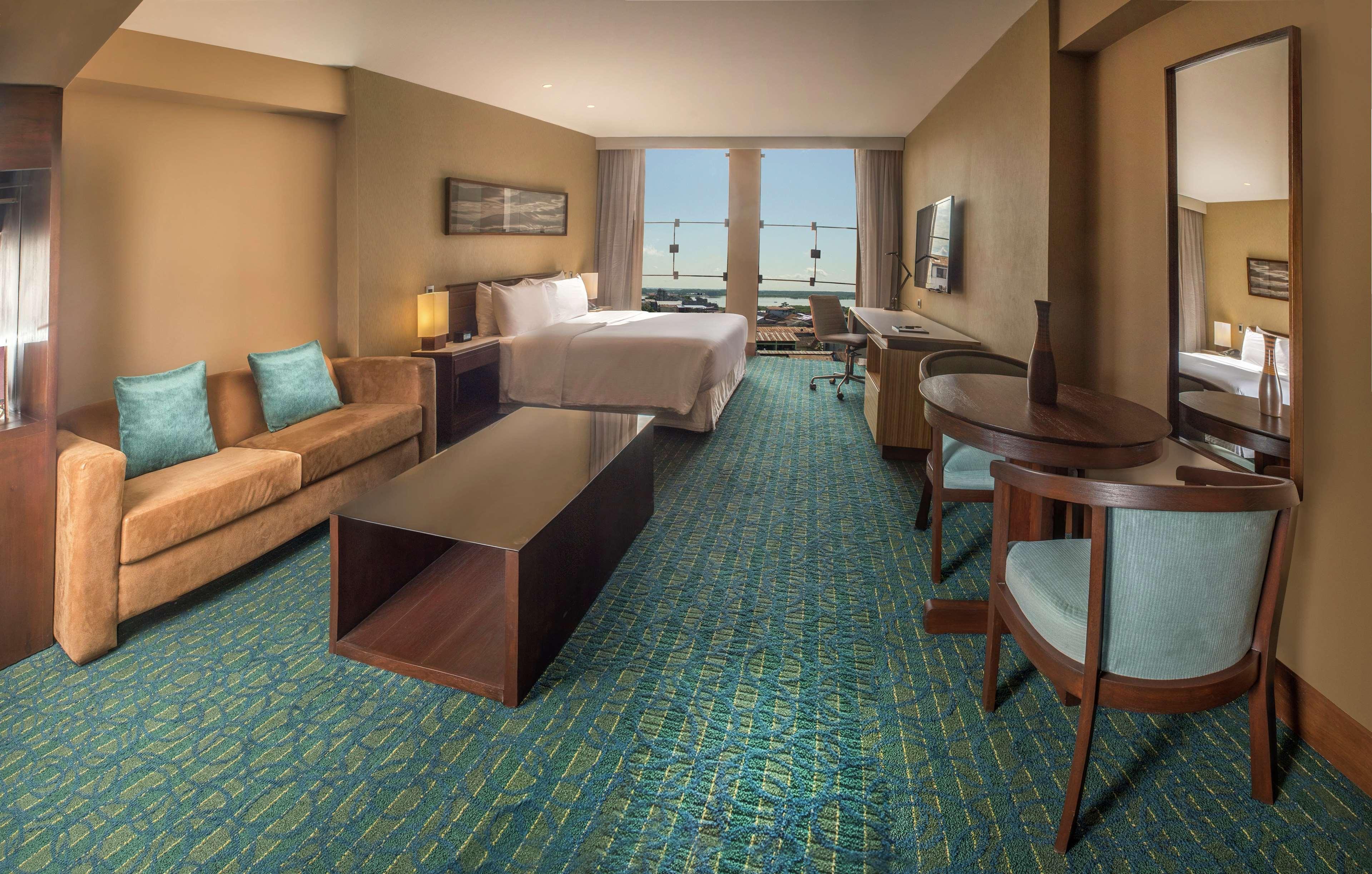 Doubletree By Hilton Iquitos Hotel Екстериор снимка