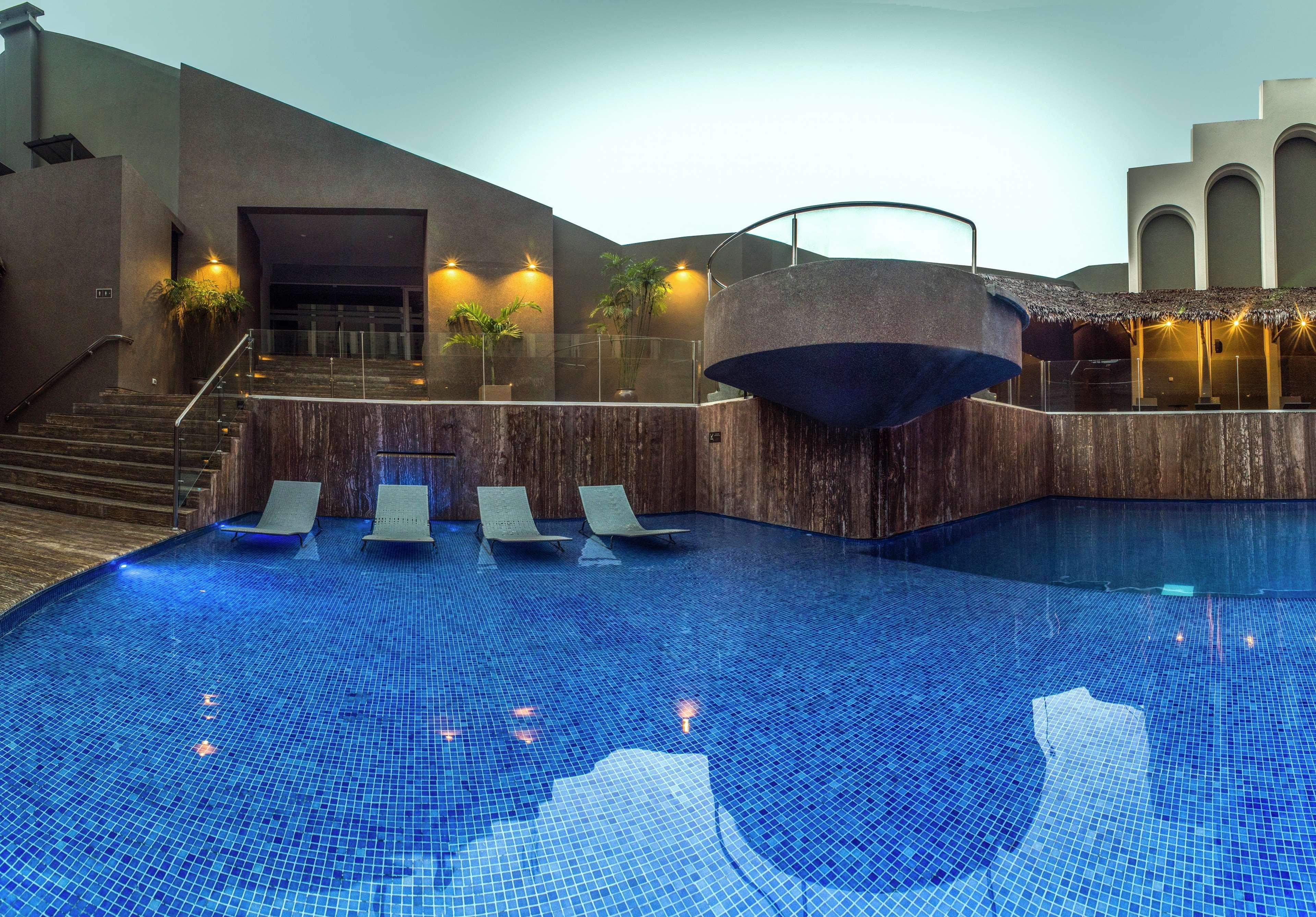 Doubletree By Hilton Iquitos Hotel Екстериор снимка