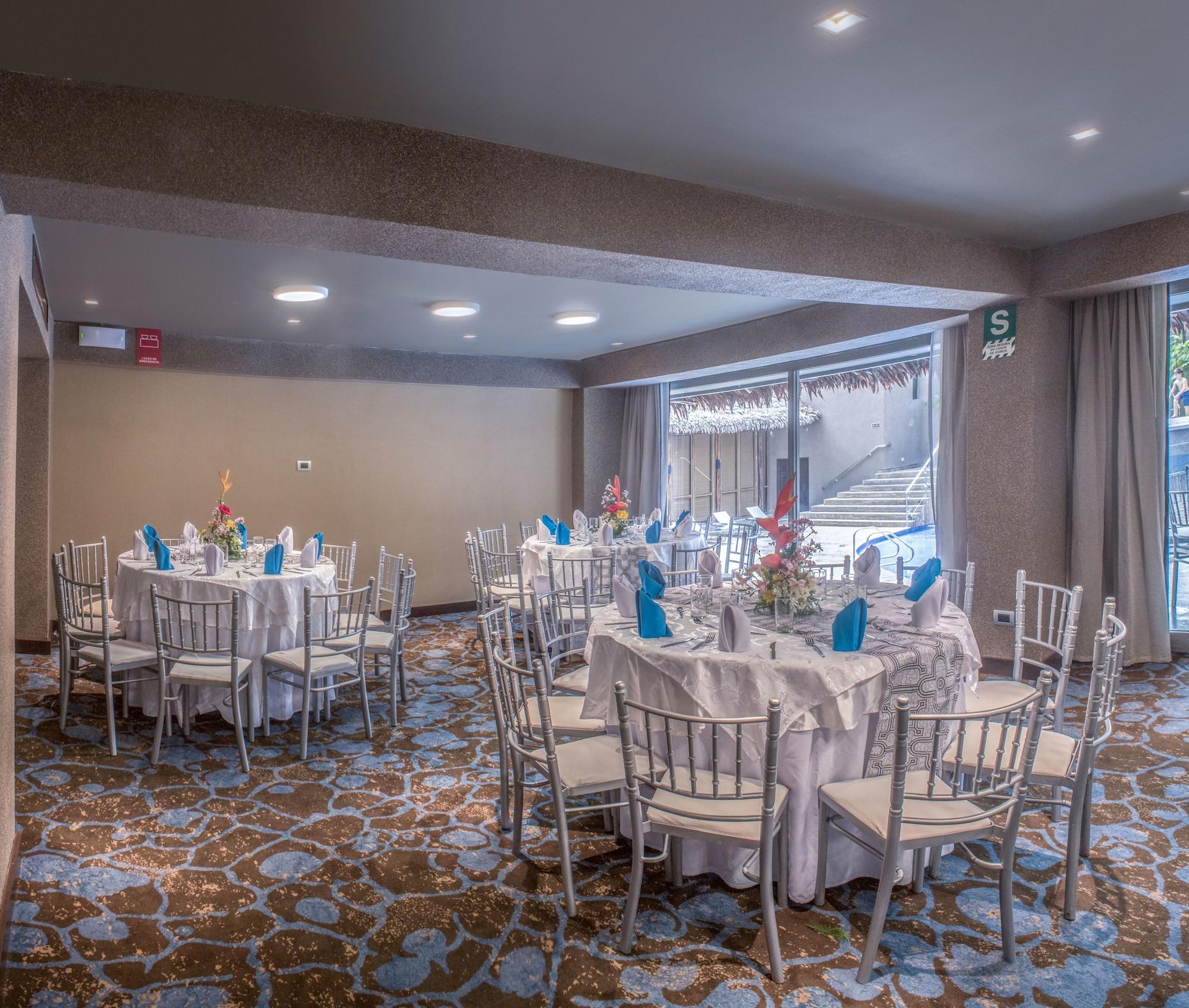 Doubletree By Hilton Iquitos Hotel Екстериор снимка